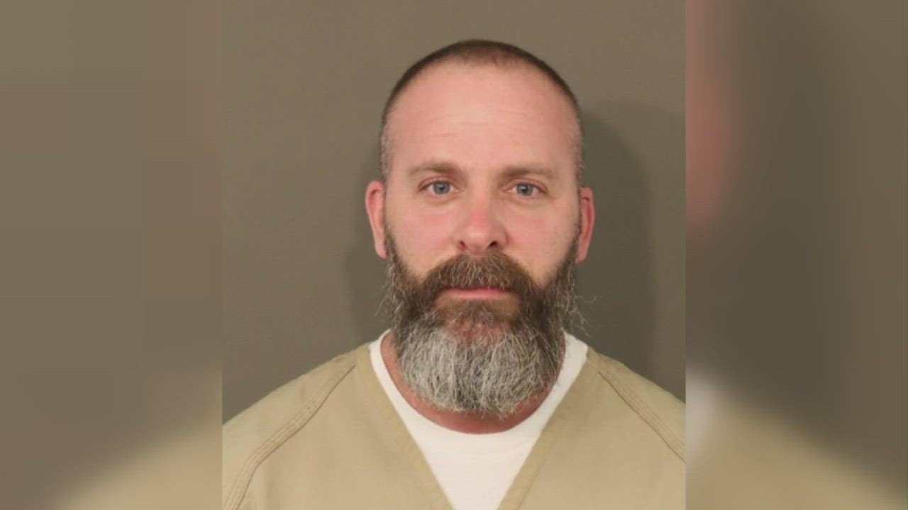 Attorney says Casey Goodson Jr. pointed gun at Jason Meade moments before shooting