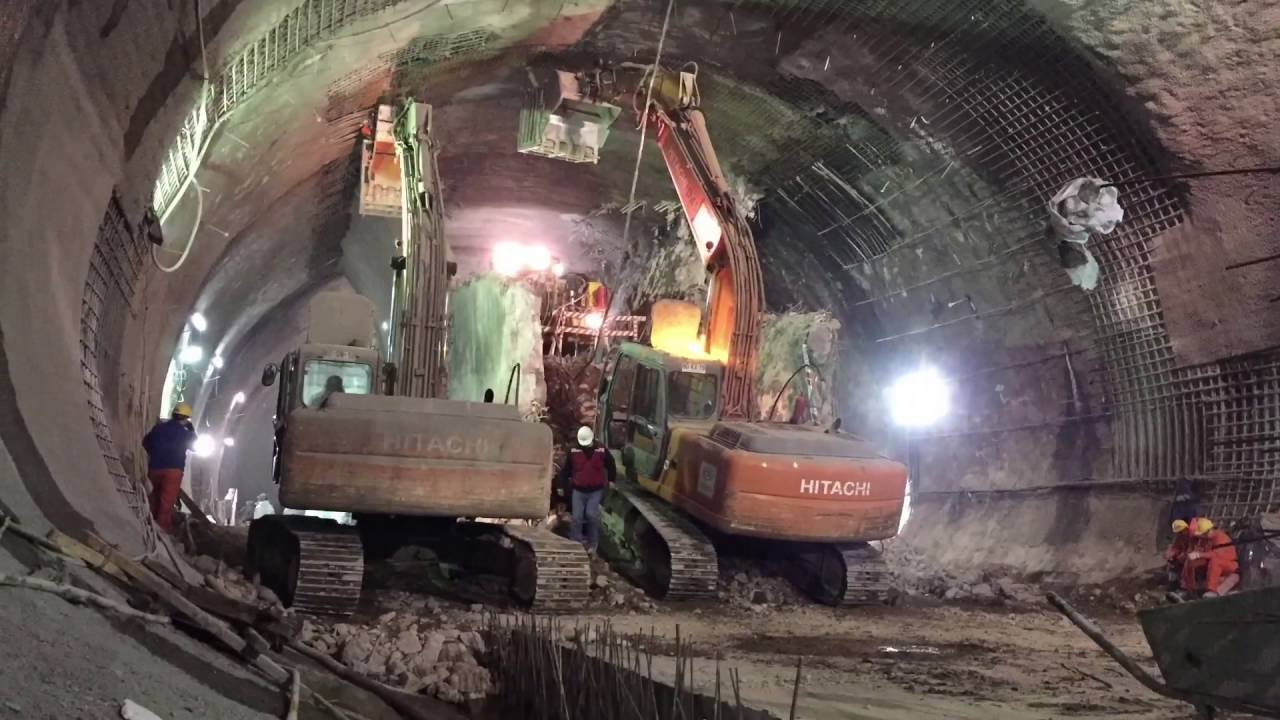 Construcción Estación Cal y Canto