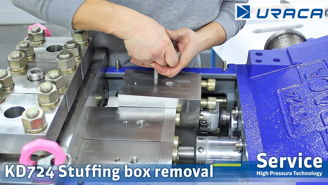 KD724 Stuffing box removal - Stopfbuchsenausbau - URACA