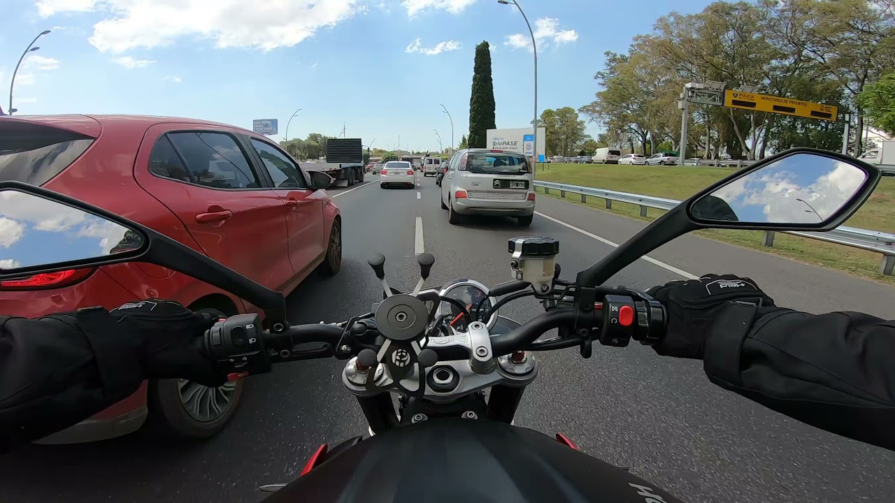 OnBoard Triumph Street Triple 675 R | Tips de manejo