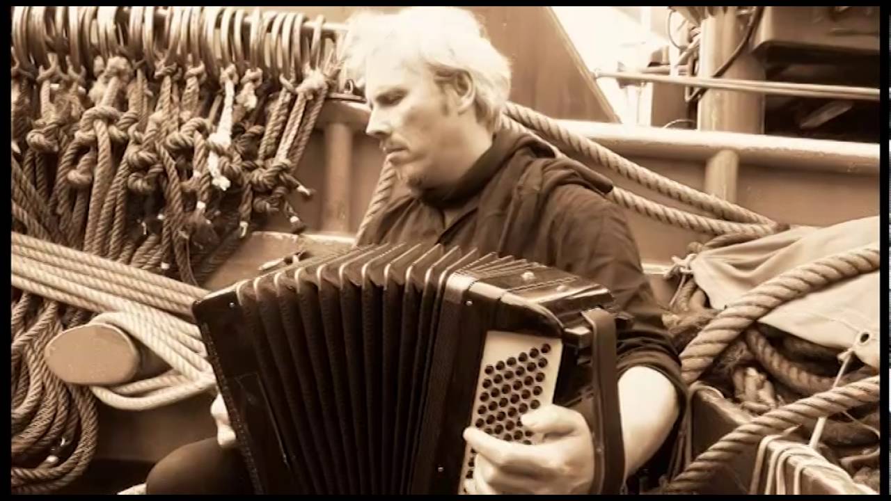 ITSASOAREN EMAZTEAK - ETXEKO EPELETAN