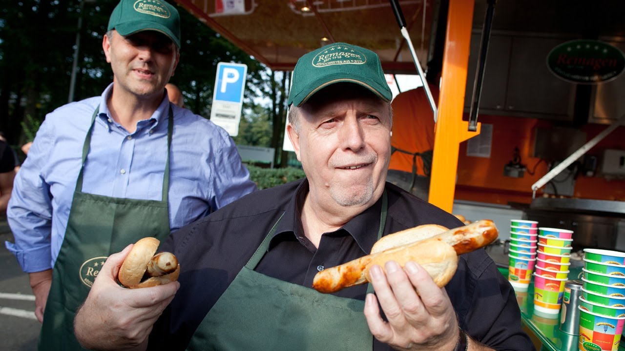 Calli grillt am Geißbockheim