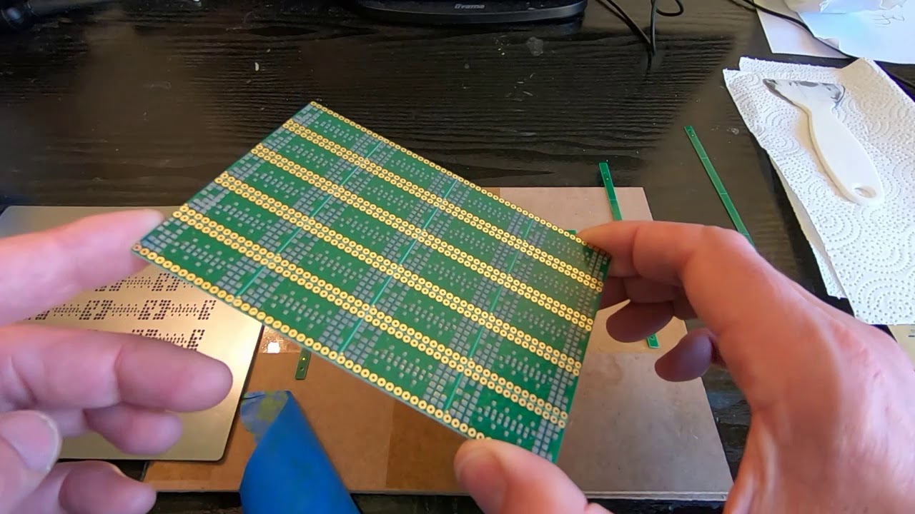 Using a CHM-T36VA Pick and Place machine