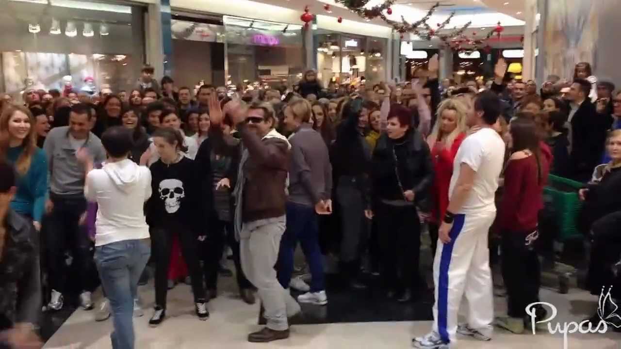 Flash mob Iper Pesaro