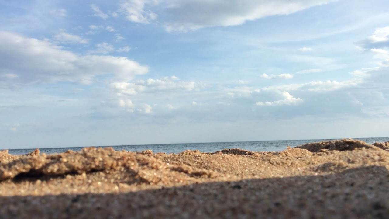 TWO MINUTE BEACH BREAK | RELAXING BEACHY SOUNDS | Real Beach Footage 🏖