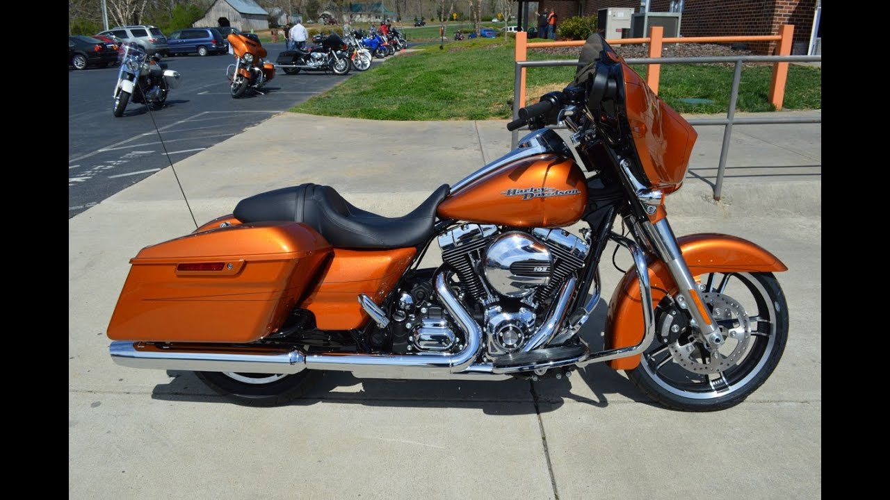 SOLD! 2015 Harley-Davidson&reg; FLHXS - Street Glide&reg; Special Amber Whiskey