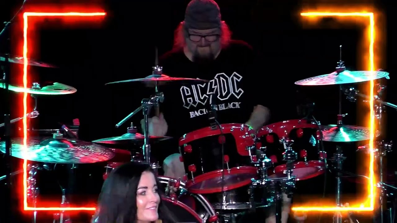 This is LEDFOOT LOVER's with a Led Zeppelin Medley