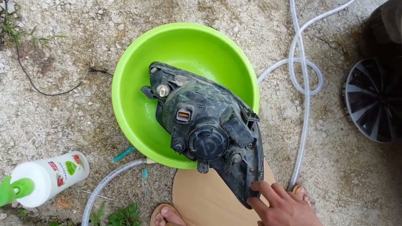 tự đánh bóng đèn pha xe getz bị vàng