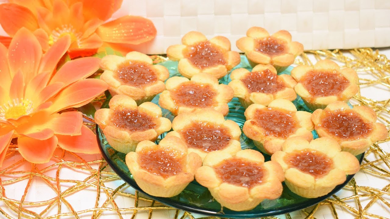FIORI DI FROLLA CON MARMELLATA senza stampo