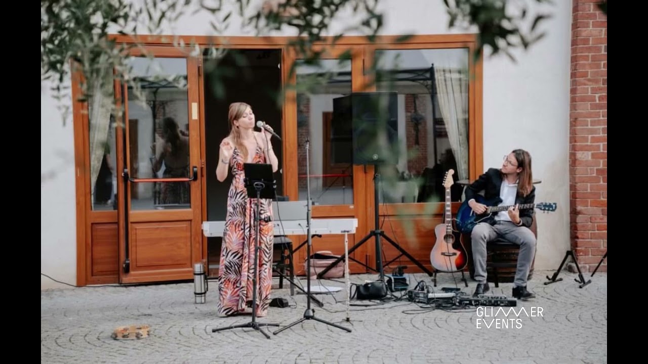Il cielo in una stanza - duo voce e chitarra