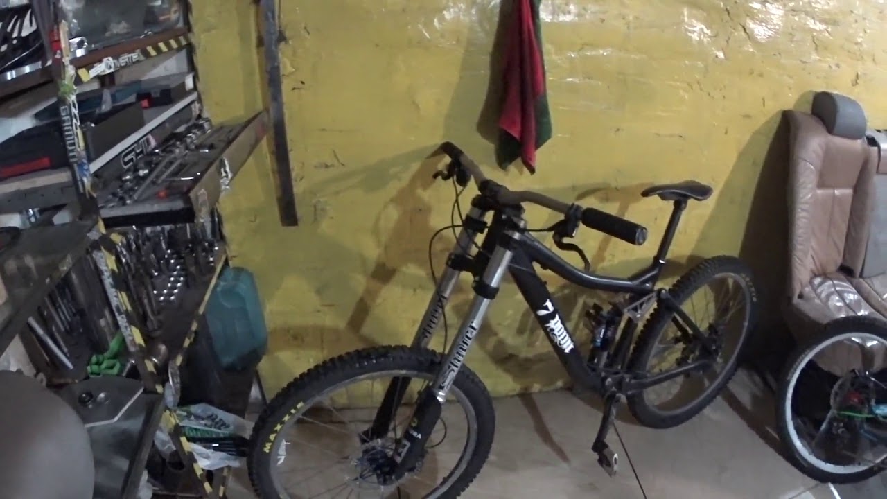 Воздушный Marzocchi Shiver