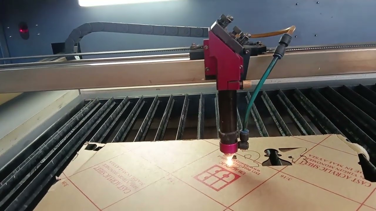 CO2 lazer cutting 3mm