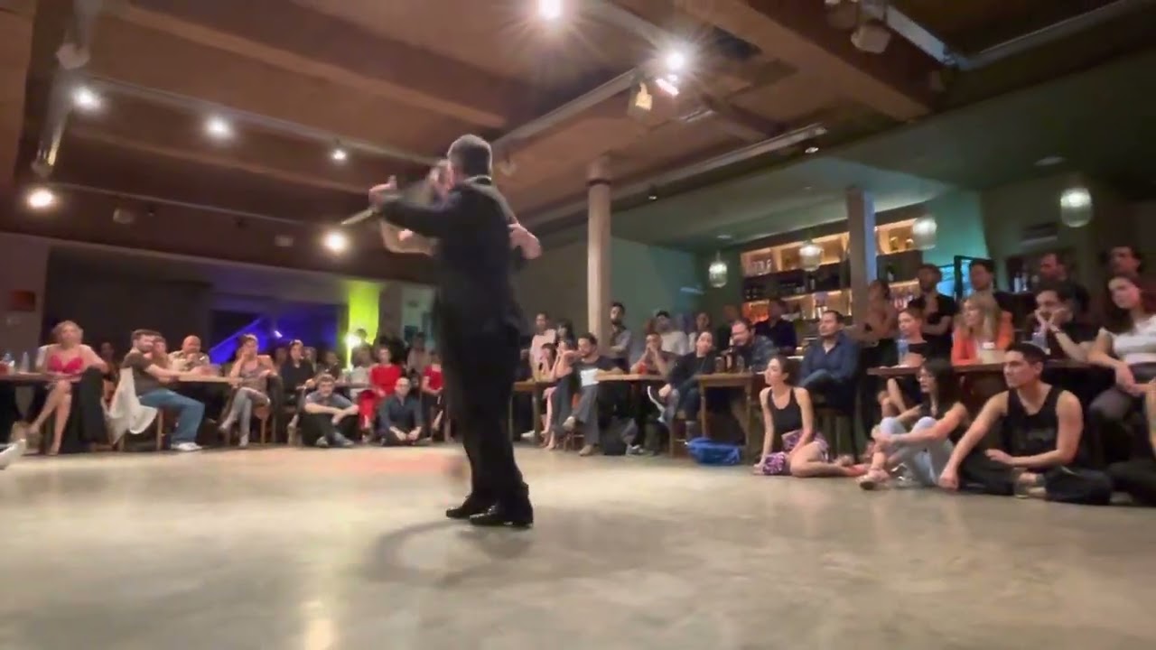 Silvina Valz y Fernando Galera @ Milonga Muy Martes 4/4/23 #3