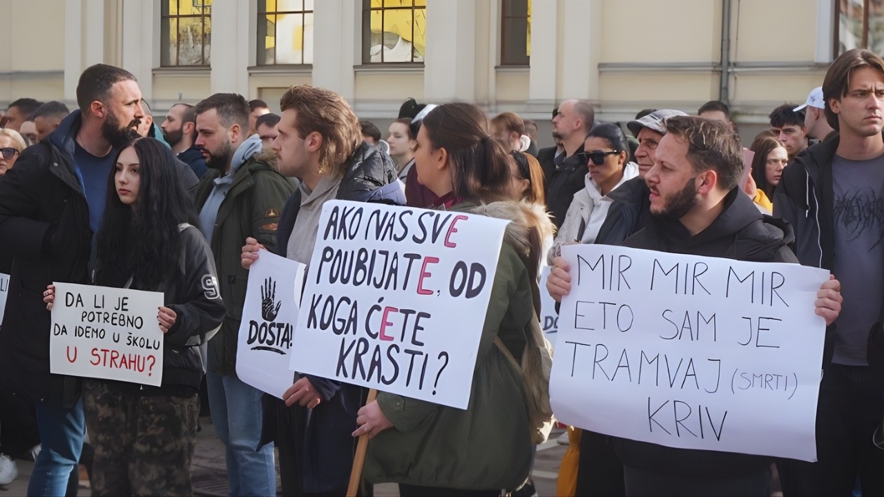 Sarajlije rekle DOSTA: Održan protest nakon tragičnog „tramvaja smrti“, građani OVO zahtijevaju