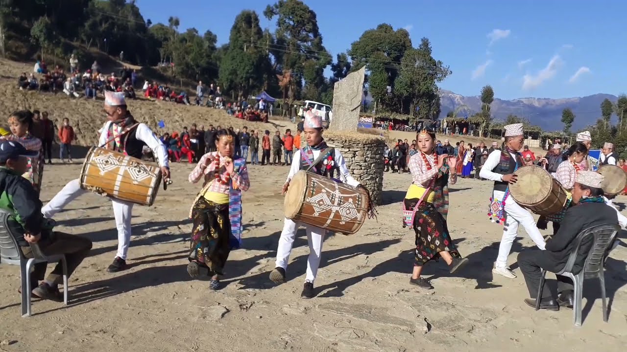 Kelang (च्याब्रुङ नाच) 