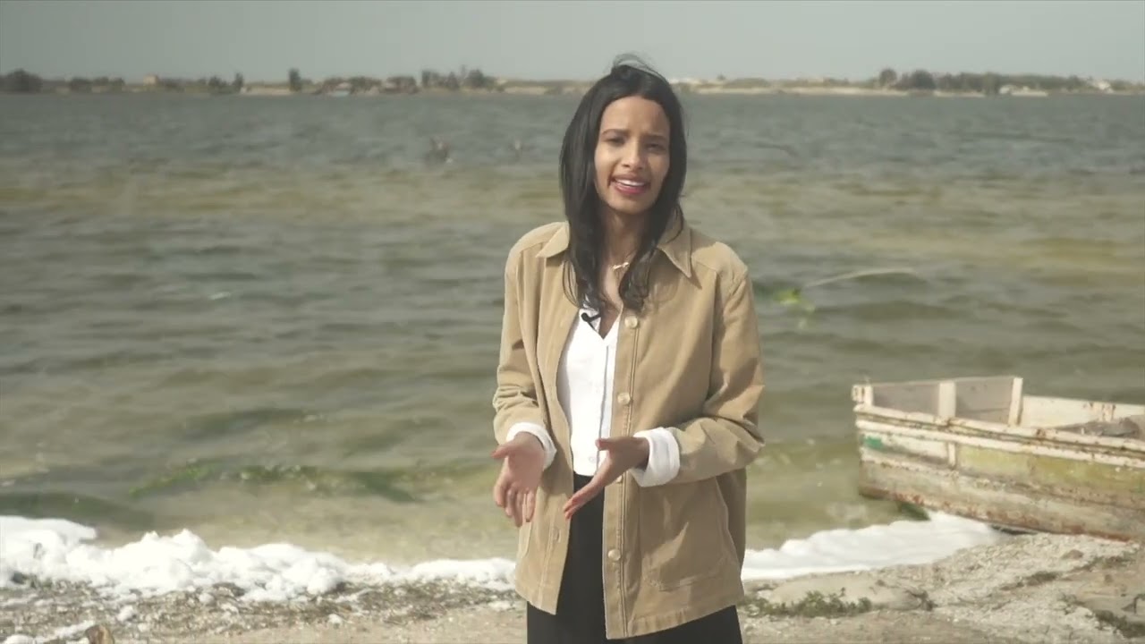 BBC News - Senegal's Pink Lake