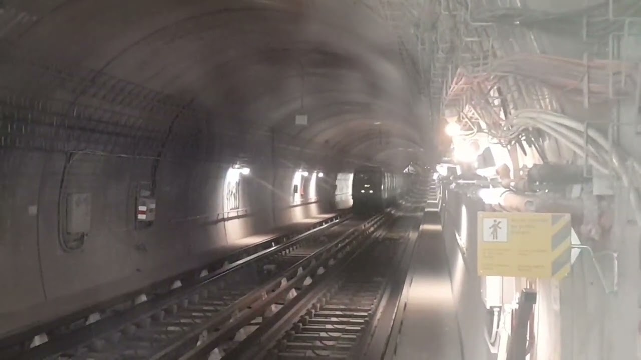 Metro ligne 4 MP 89 CC à Barbara