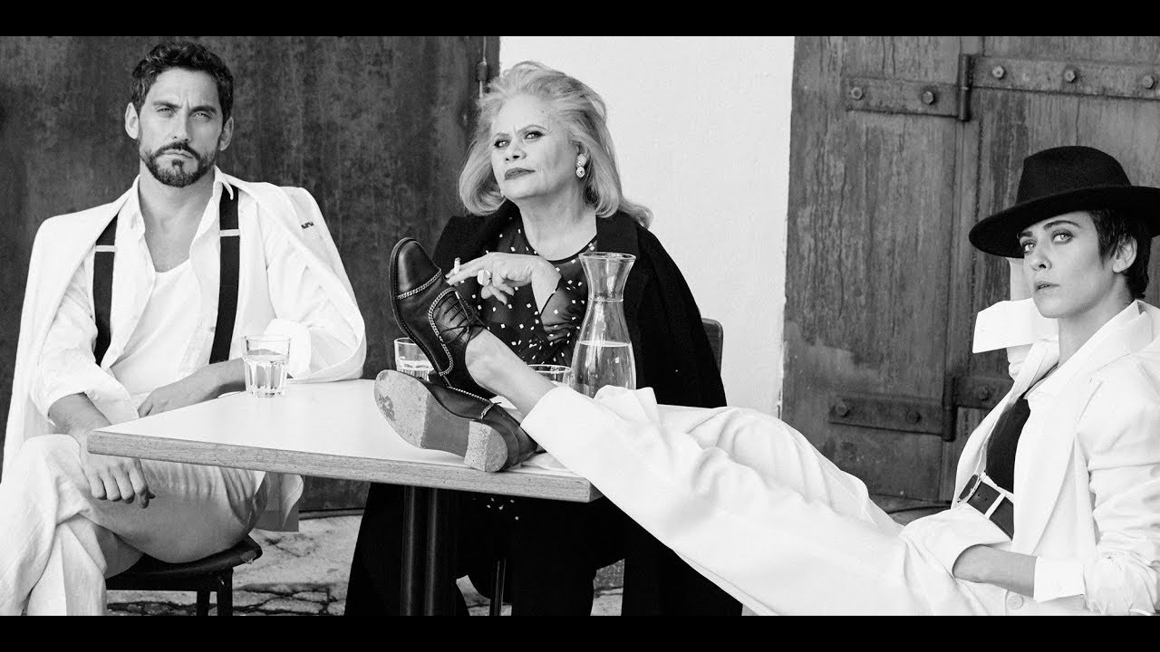 Las mujeres de Paco León: Carmina Barrios y María León | Elle España