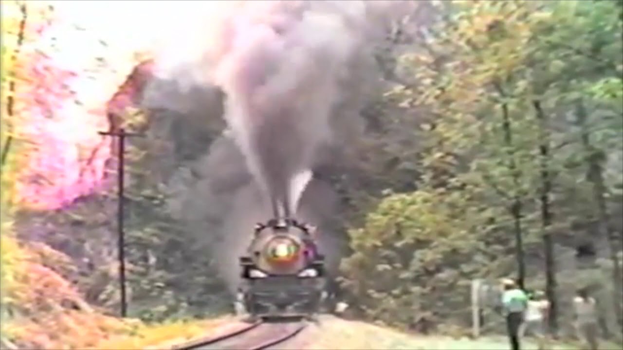 Southern 2716 at Natural Tunnel State Park in 1982