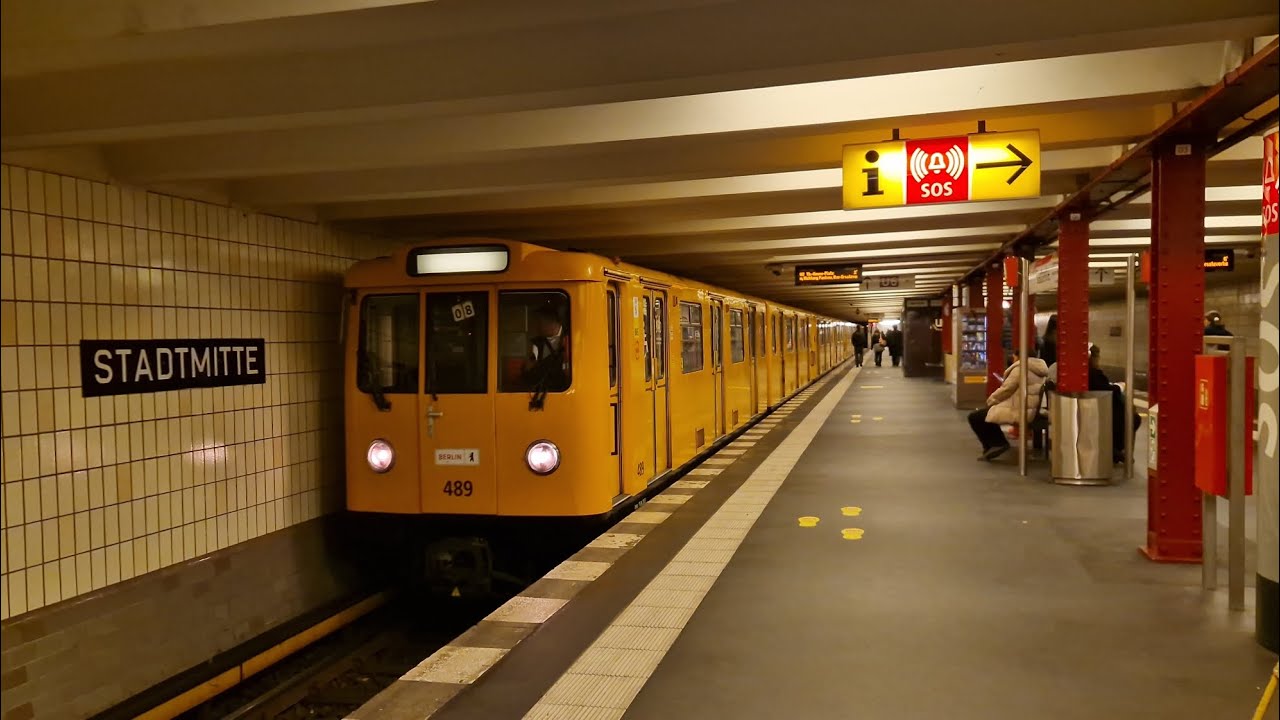 Mitfahrt Komplette U2 von Stadtmitte bis Theodor-Heuss-Platz in A3E 
