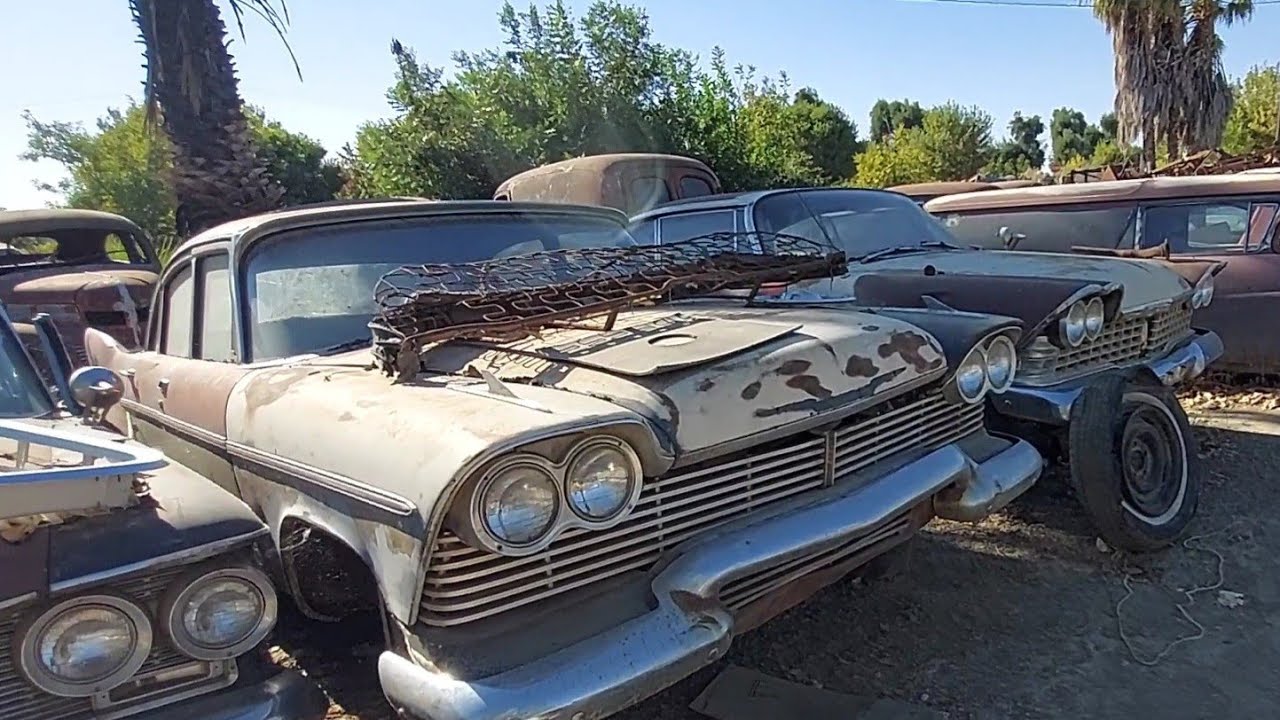 California Mopar Fins, Muscle and an incredibly rare hemi R/T suprise