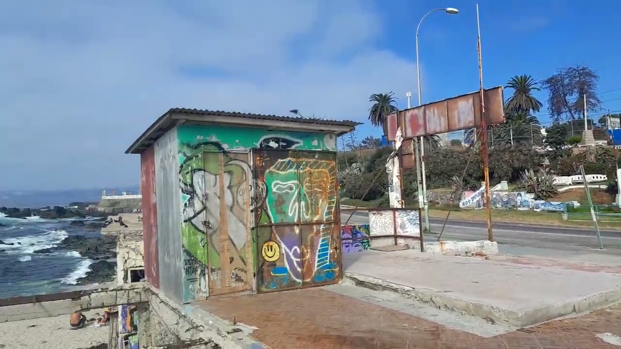 Geomorfologia litoral en la Región de Valparaiso: Playa Carvallo y el borde costero de Playa Ancha.