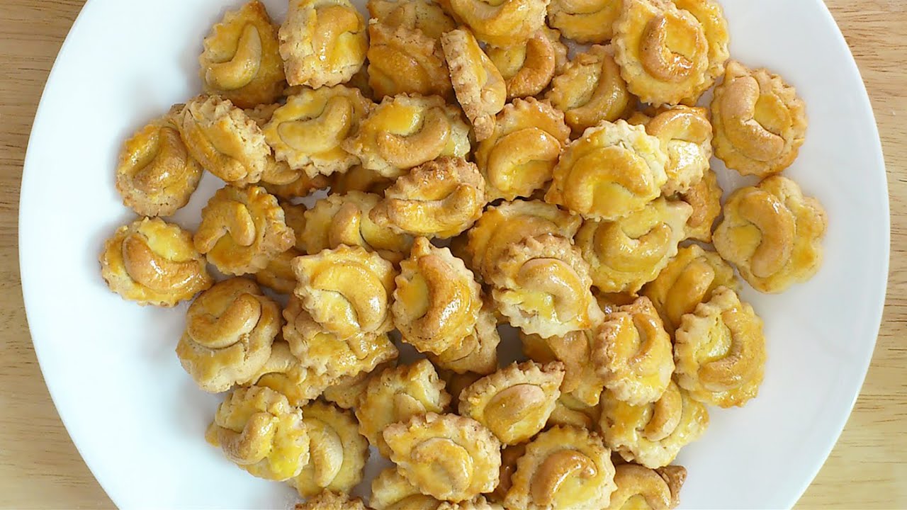 Cashew Nut Cookies