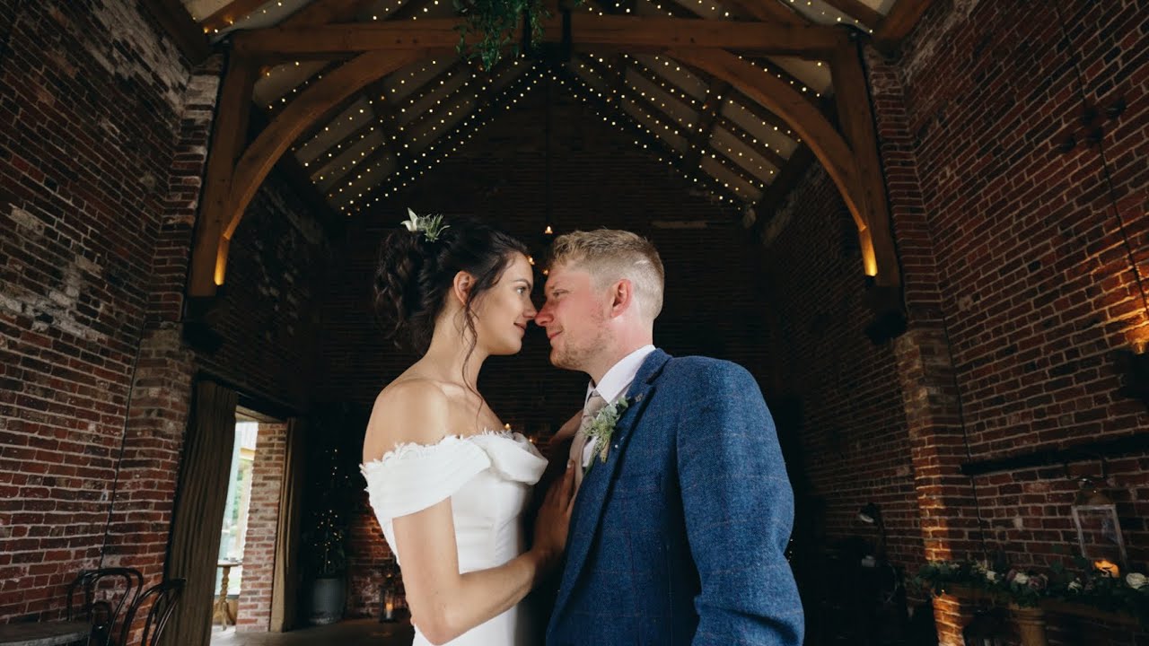 Hazel Gap Barn / Danni & Scott / Wedding Highlights Film