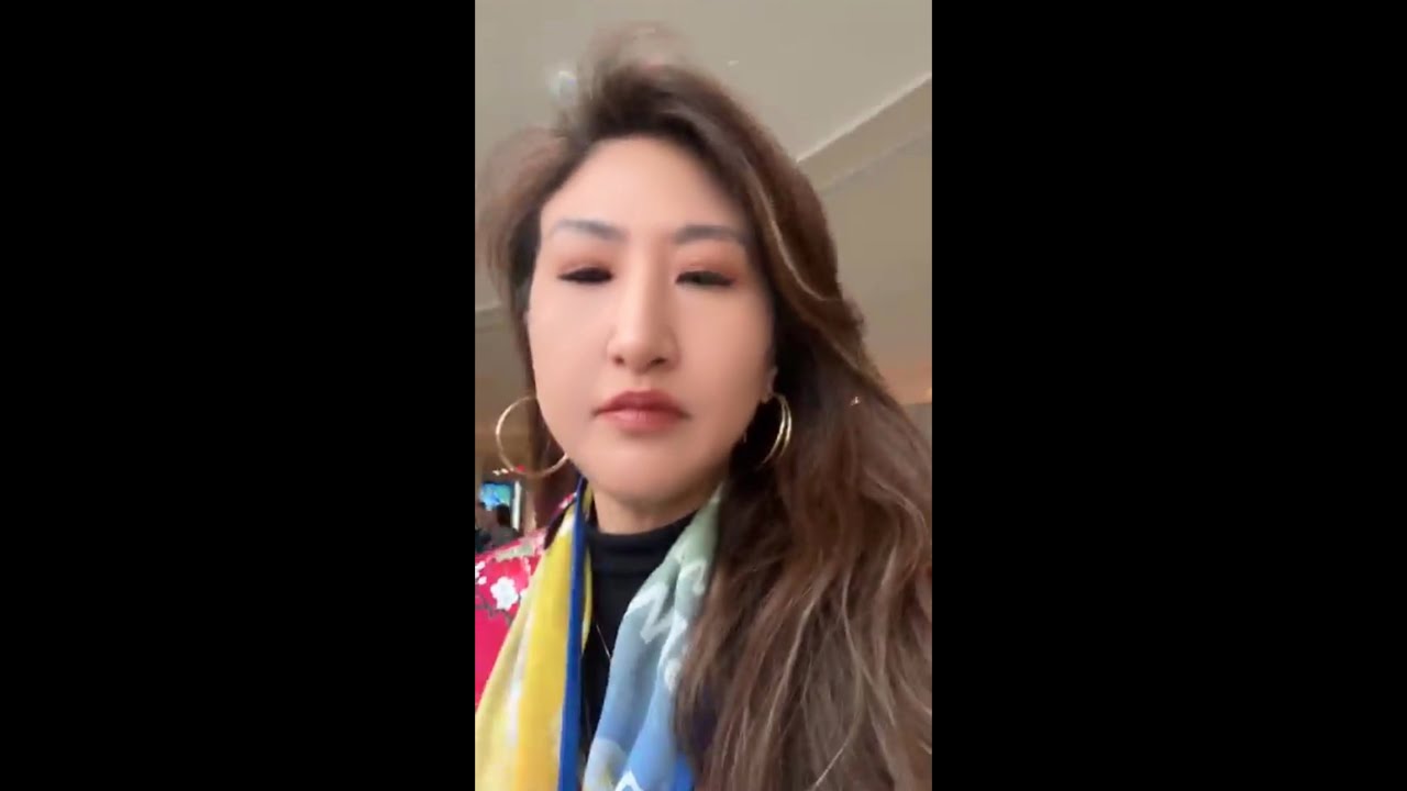 In the UN Headquarters/在聯合國總部裡