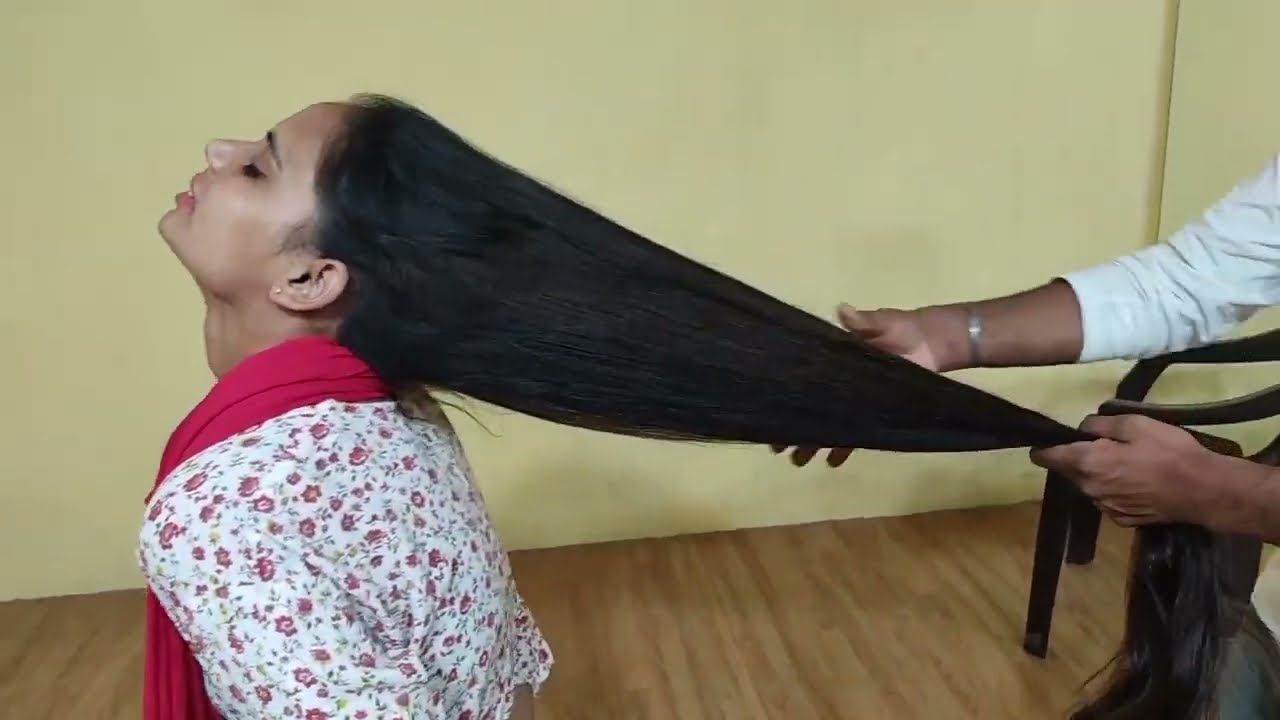 Samreen | Dry Hair Pull & water Spray Hair Pull