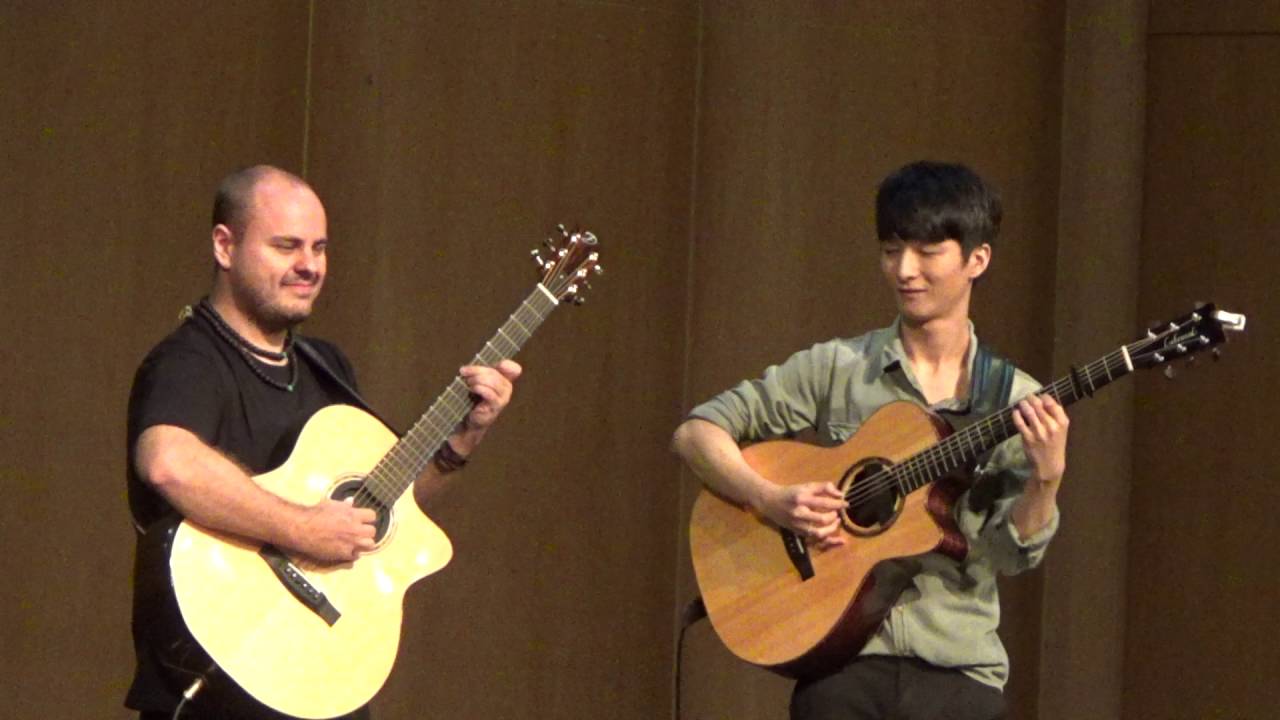 (Andy Mckee) Ebon Coast – Andy Mckee and Sungha Jung(Live)