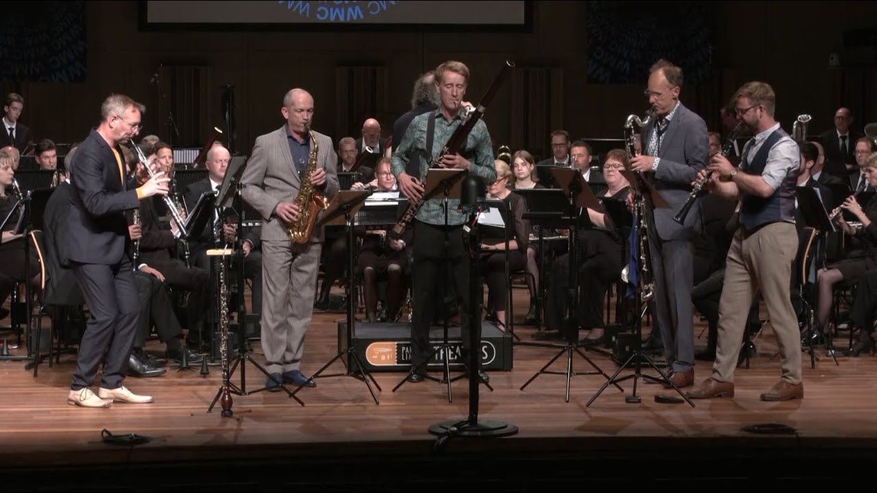 Un Momento Dado – Johan de Meij | Calefax Reed Quintet & St. Michael Thorn Wind Orchestra (live)