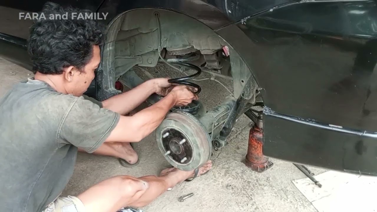 MENGGANTI KARET TATAKAN PER KEONG AVANZA