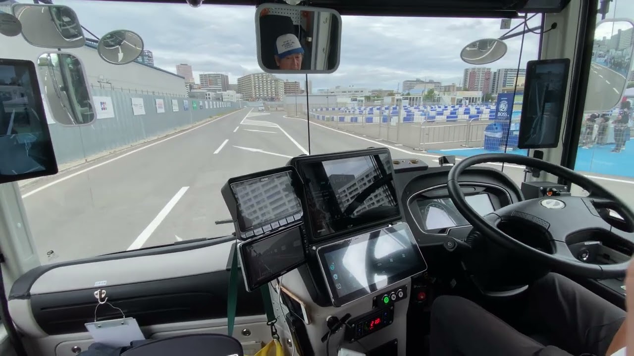 大阪メトロ/森ノ宮モビリティタウンにて一般公開されていたEVバスの自動運転/大阪関西万博/EXPO2025