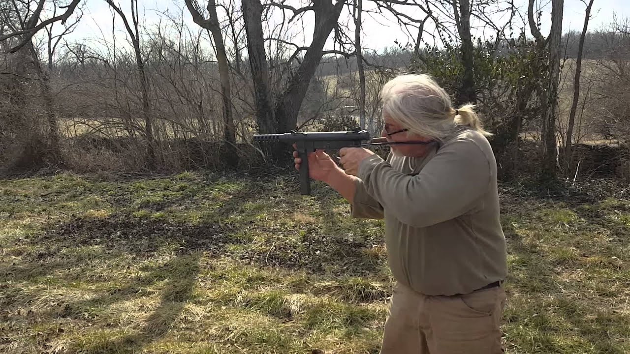 Shooting the S&W mod 76 9mm full auto