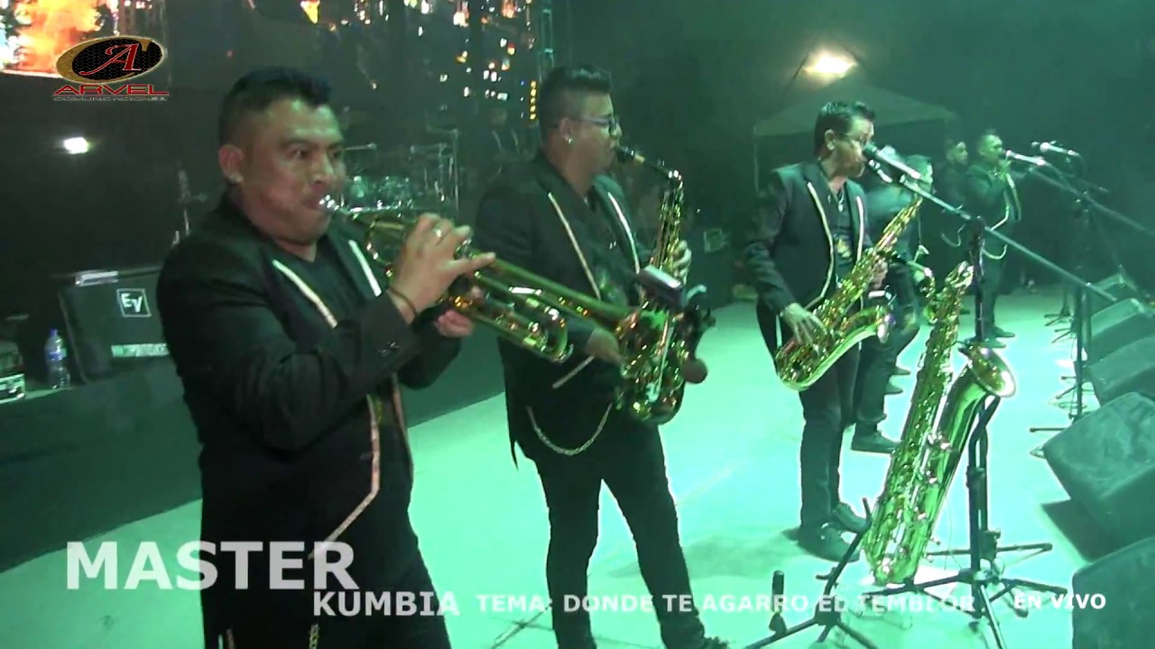 Master kumbia- Donde te agarro el Temblor en Acatlan de Pérez Figueroa Oax.