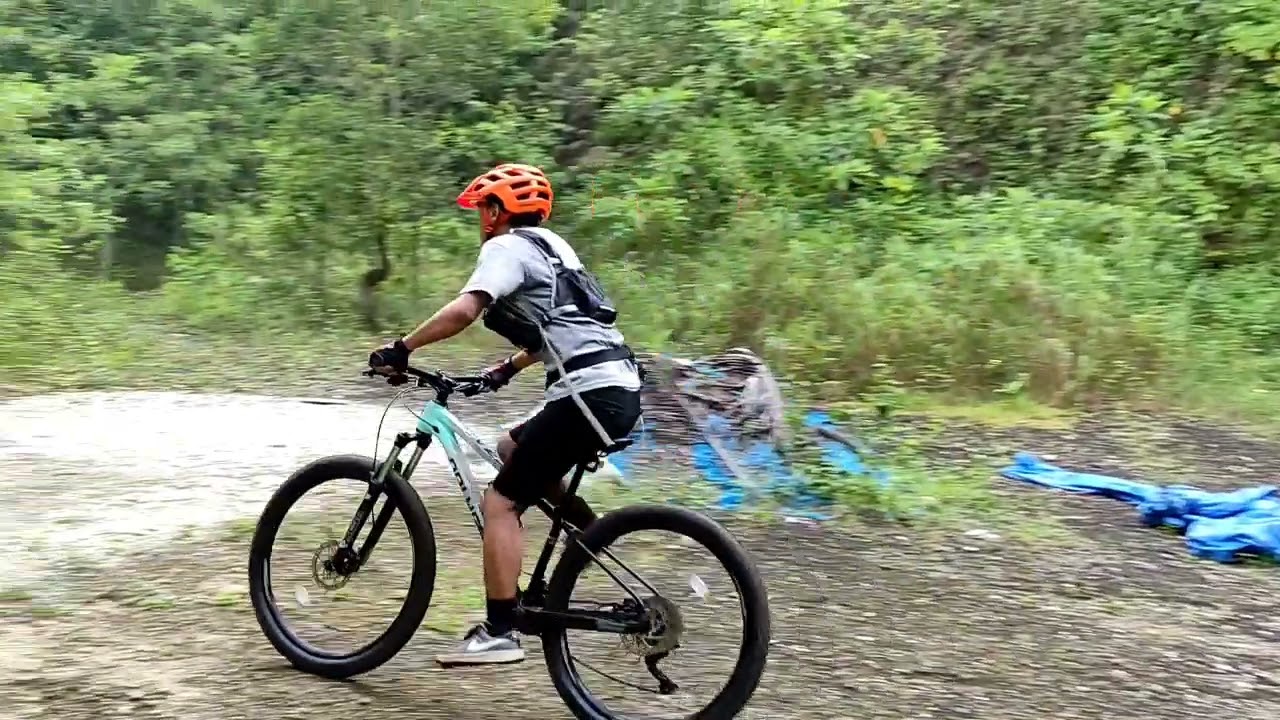 Hill Climb MTB Avand Factor One VS Polygon Xtrada 5