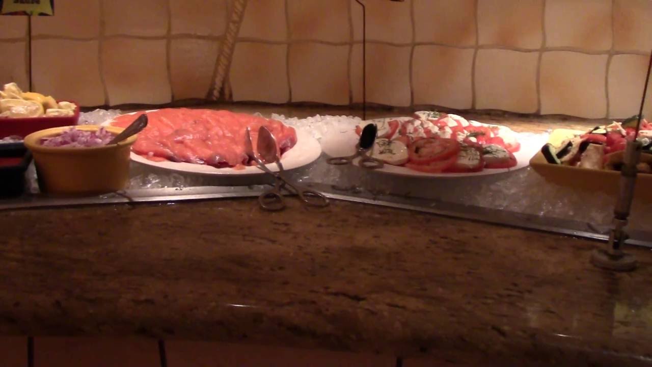Goofy's Kitchen Buffet Tour - Disneyland Hotel