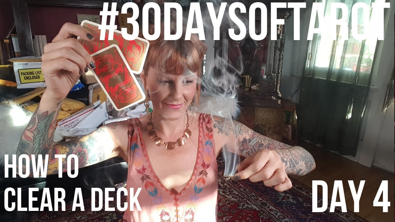 #30daysofTarot HOW-TO CLEAR CARDS & the Chinese Tarot with Naha 