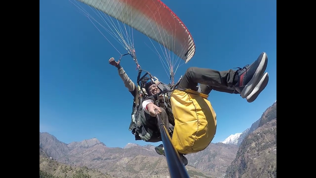 Paraglide with me. Adventure at its Peak in Kullu, Himachal Pradesh. 