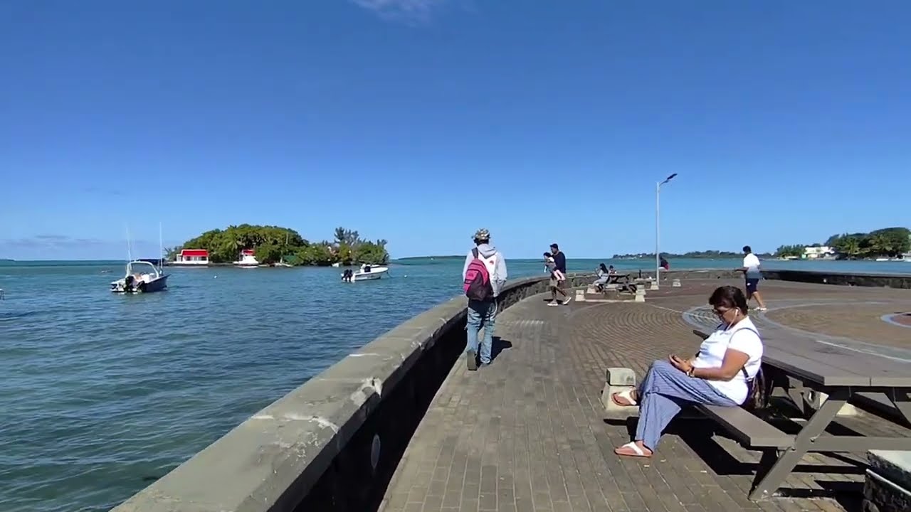 Mahebourg waterfront walking tour 🇲🇺🇮🇳 @ramavlogs704