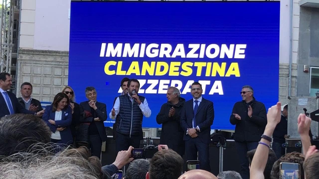 Salerno, Salvini. 