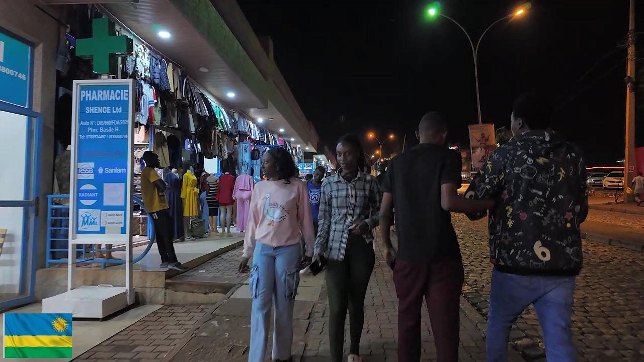 🇷🇼  REMERA Bus Terminal Streets At Night in Kigali Rwanda, East Africa (4K Nightlife Walking Tour)