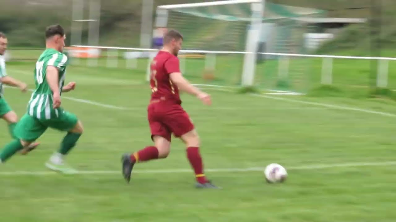A trip to a Devon League game. Lakeside Athletic v Mount Gould was a clash of the top two teams.