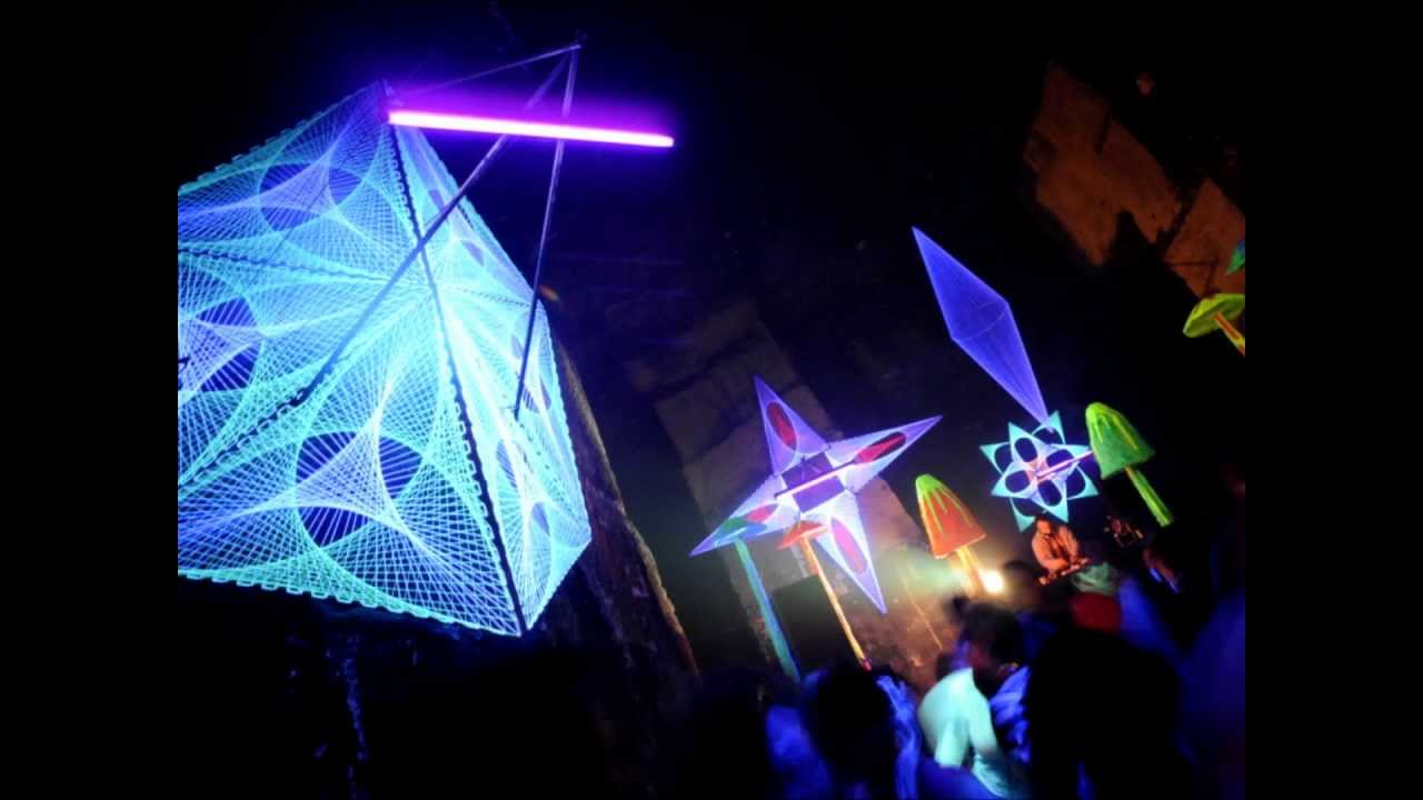 Cosmo - Flying Pingpong [175]
