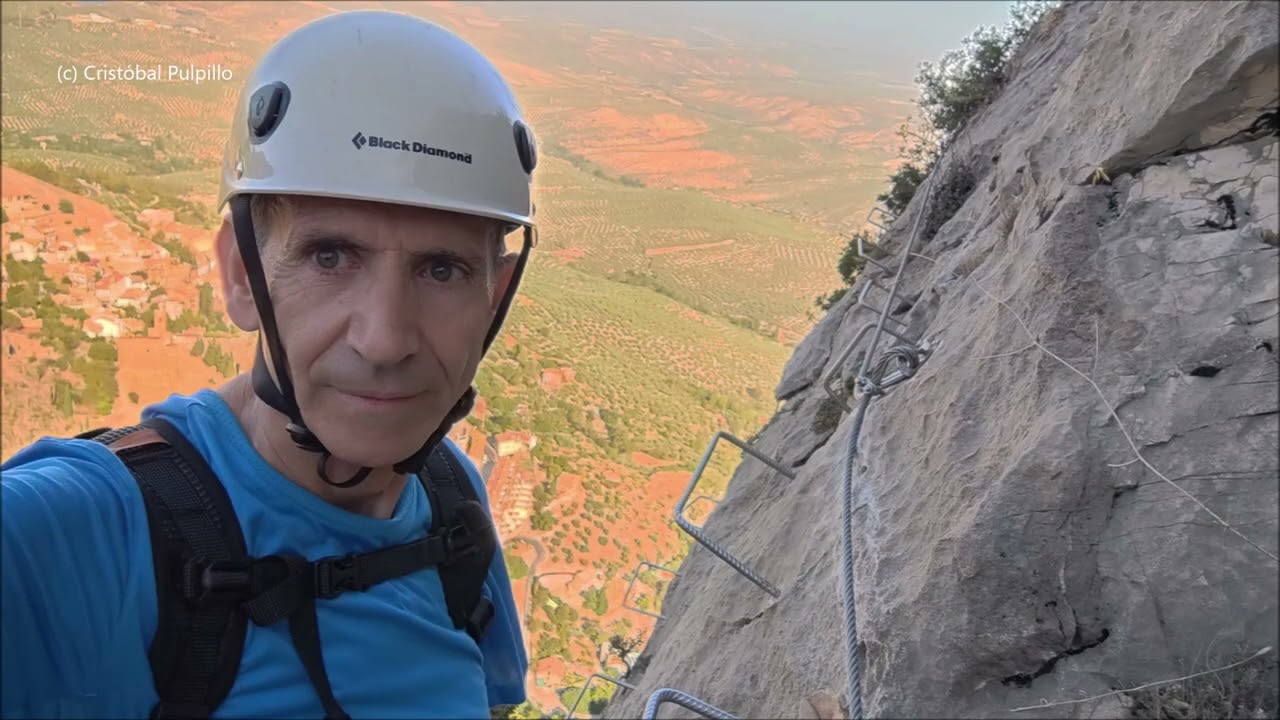 VÍA FERRATA LA MOCHA EN SOLITARIO (LA IRUELA) 22-08-23