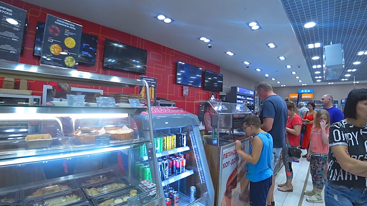 The Most Popular Russian Toll Road: Cafes, Gas Stations, Crowds of People / Trip to Georgia part 2