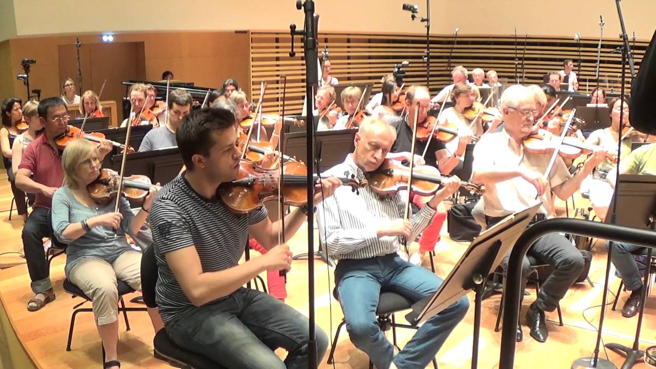 Dutilleux Symphony No.1 (Lille/Jean Claude Casadesus)