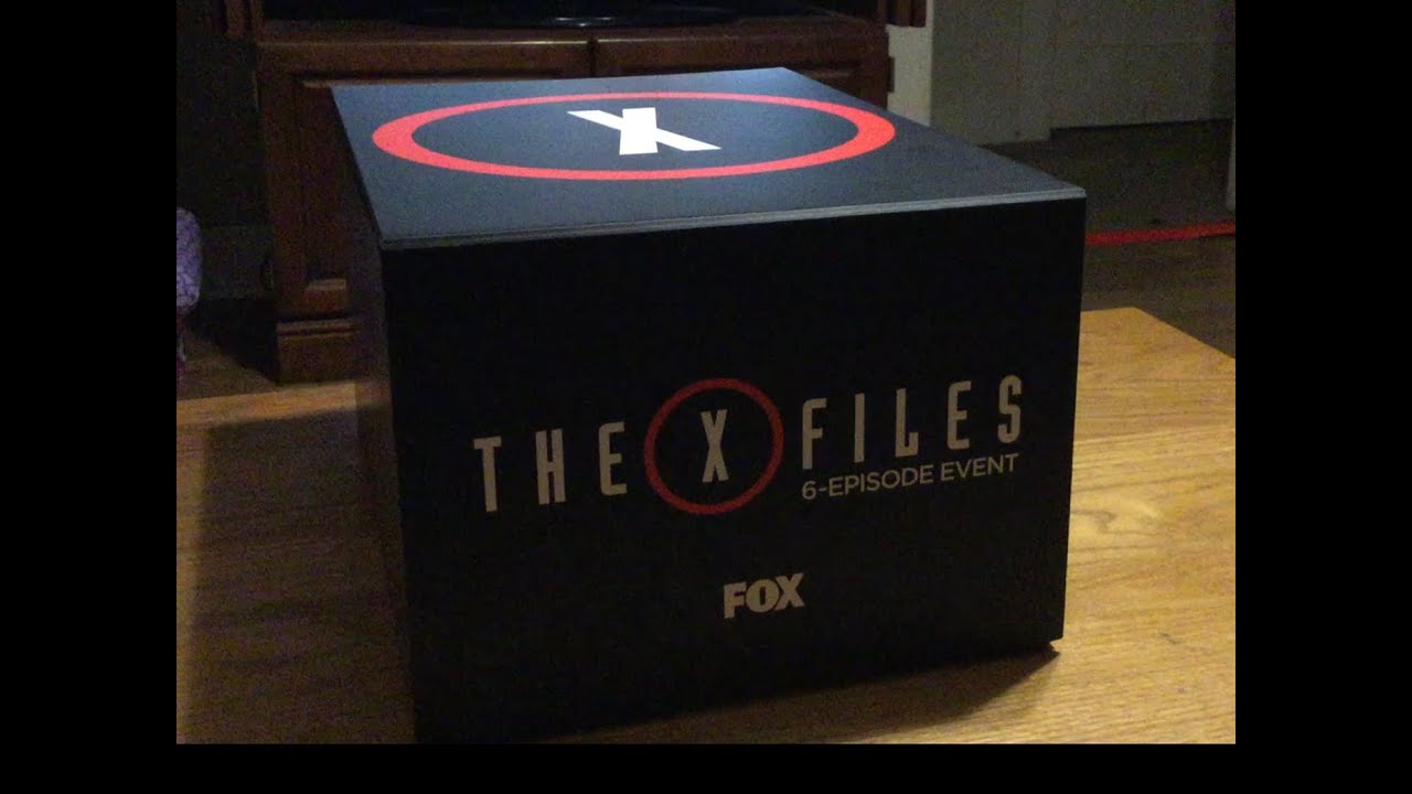 The X Files - Super Fan Gift Box Unboxing