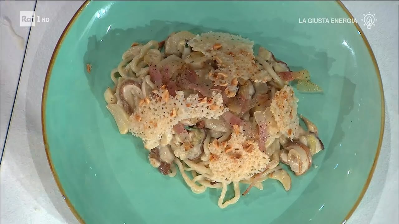 Pici con guanciale, crema di pecorino e porcini - E' sempre Mezzogiorno 20/09/2022